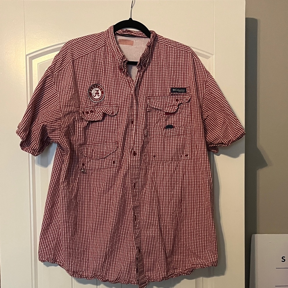 Columbia Men's Red Alabama Button Down Fishing Shirt